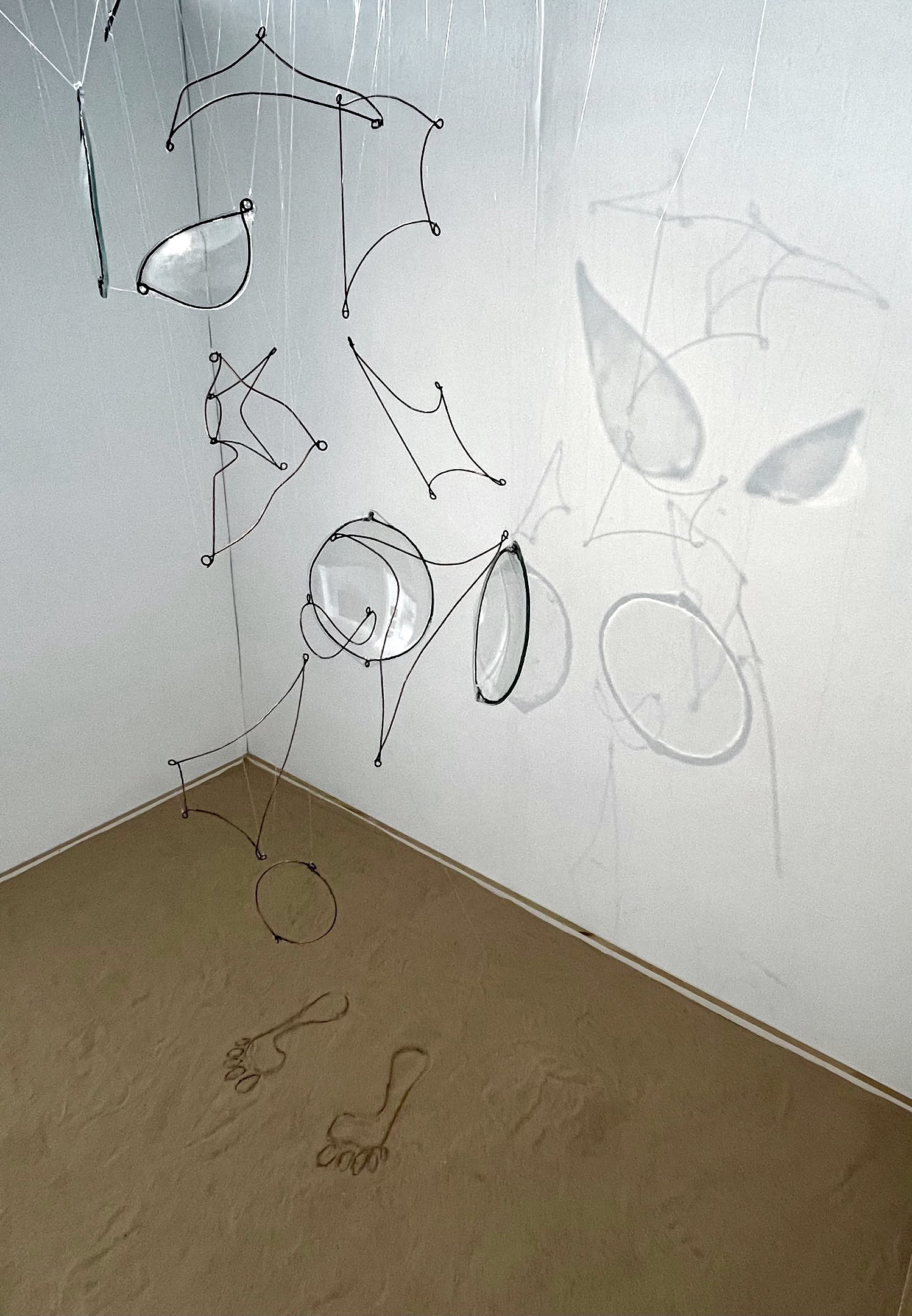 Embodied Absence image 3